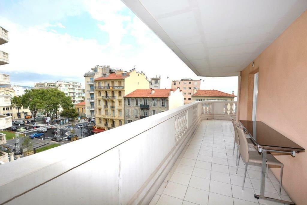 Les Domes Apartment Ница Екстериор снимка